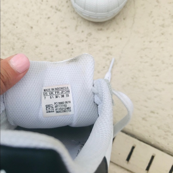 Adidas Superstar - Picture 4 of 4